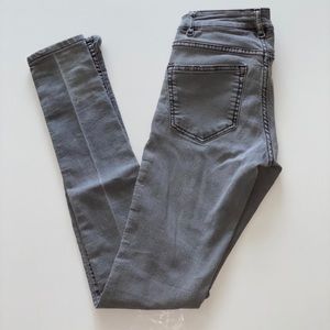 Gray wash H&M skinny jeans